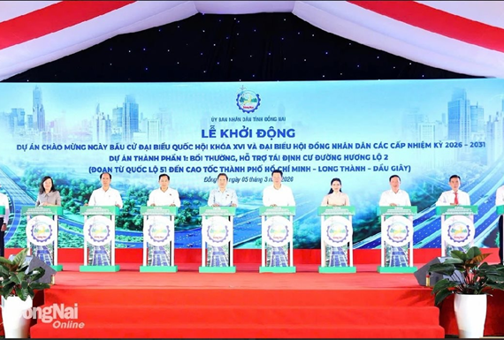 HẠ TẦNG BỨT TỐC, KHƠI THÔNG 